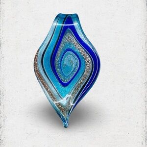 5192u. Turquoise Art Glass Pendant